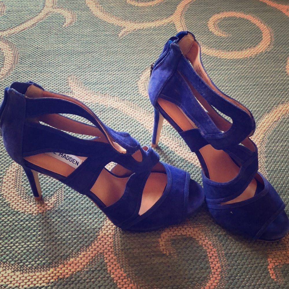Electric Blue Steve Madden Pumps